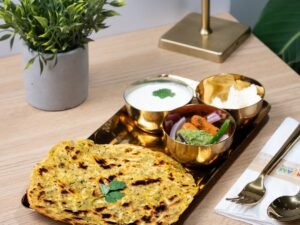 Makki Mooli Methi Paratha